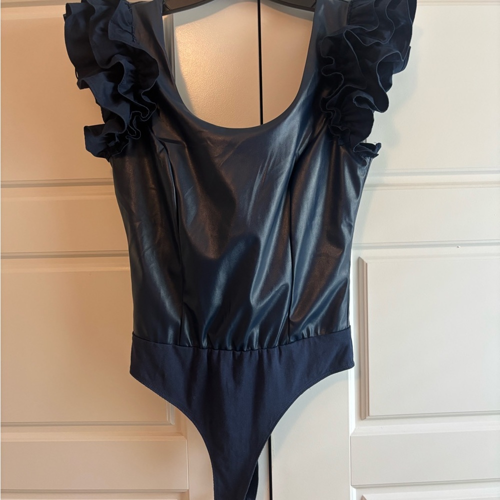 TCEC Navy Ruffle Sleeve Bodysuit